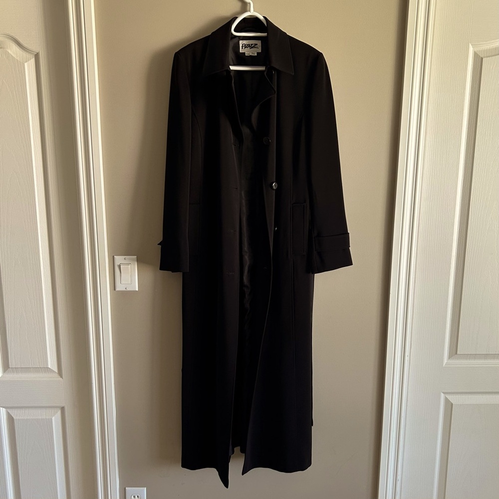 Lovely Long Black Trench/Dress Coat with belt. Great for dressing up or down